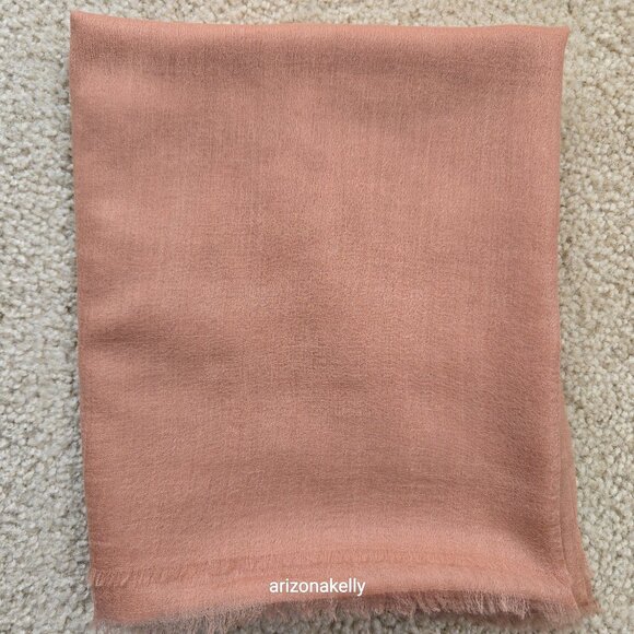 NWOT Ovcio Cashmere Featherlight Scarf in Mocha - Picture 10 of 13